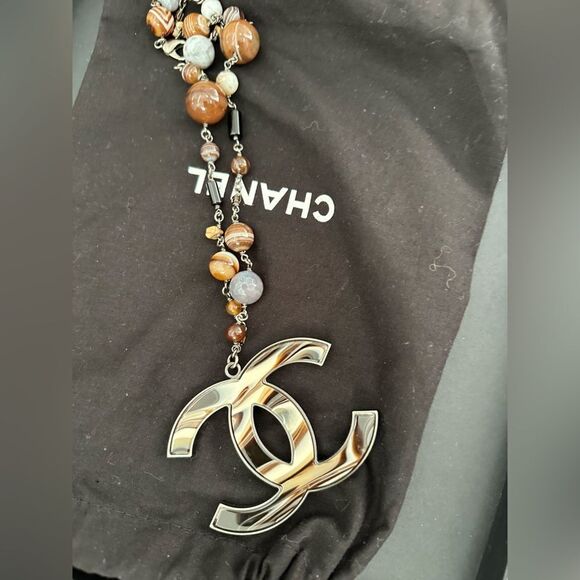 Chanel 'Afloat on an Iceberg' XL CC Necklace - Picture 5 of 11